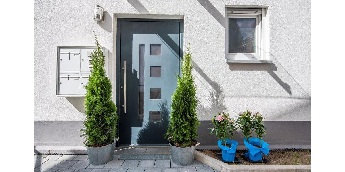 Dachgeschoßwohnung Baden-Baden Baden - 3 Zimmer, 140 m&sup2;, 2.600&euro; | Angebot:22138484