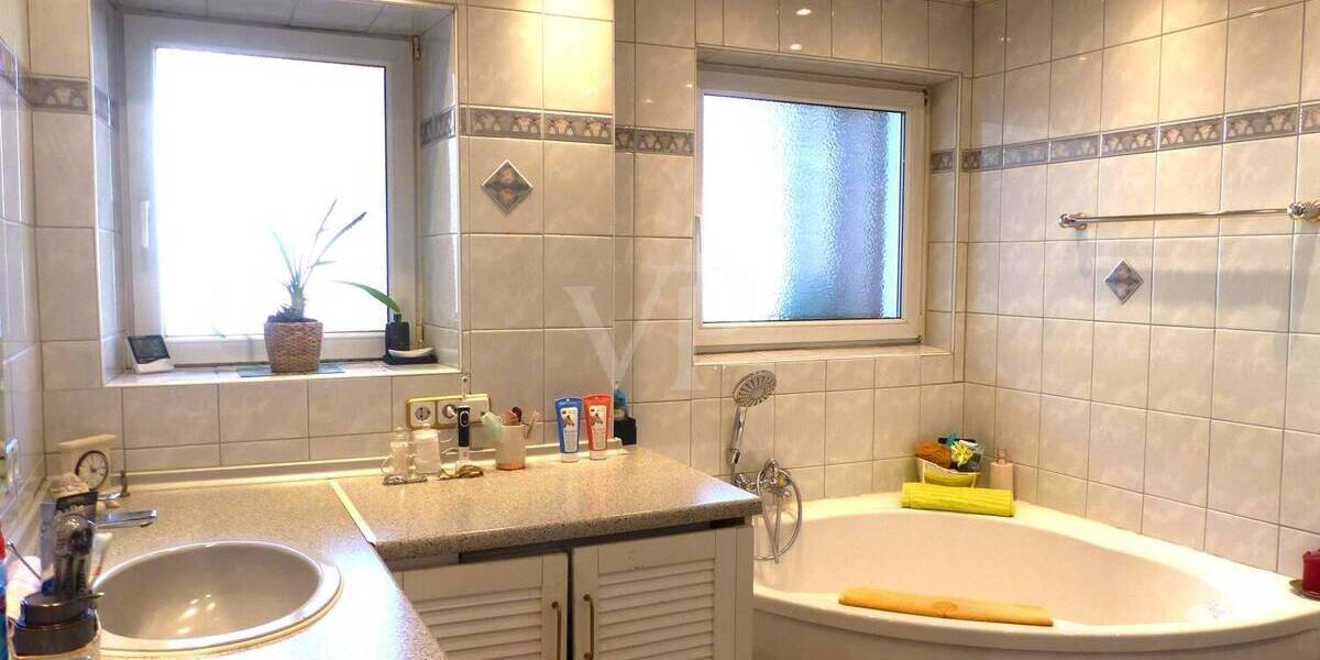 Etagenwohnung Baden-Baden / Neuweier Neuweier - 3 Zimmer, 84 m&sup2;, 268.000&euro; | Angebot:25694705