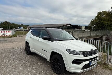 Jeep Compass 79.800 km 20.650 &euro; Baden-Baden 76534