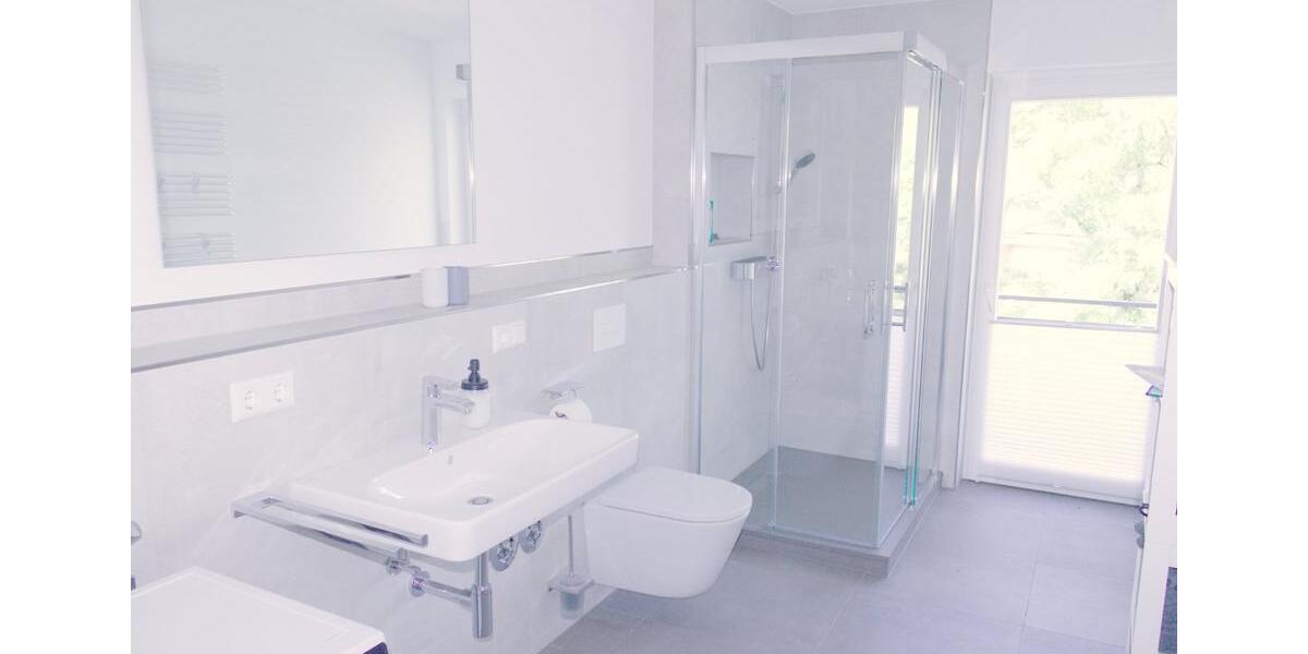 Etagenwohnung Bühl - 2 Zimmer, 66 m&sup2;, 900&euro; | Angebot:25649589