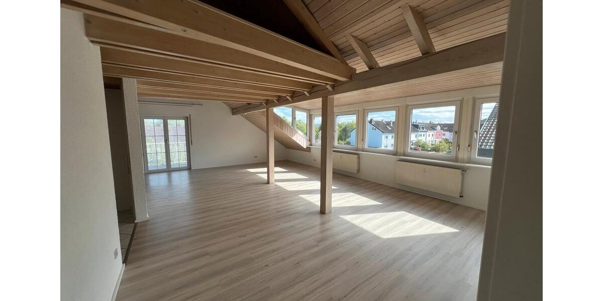 Einfamilienhaus Rheinstetten - 11 Zimmer, 320 m&sup2;, 749.000&euro; | Angebot:25823876