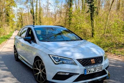 Seat Leon 53.737 km 22.999 &euro; Neuburg 76776