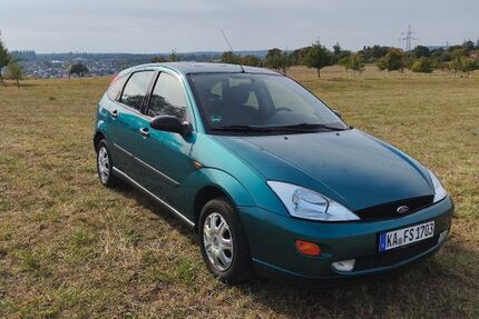 Ford Focus 103.230 km 2.999 &euro; Karlsbad 76307