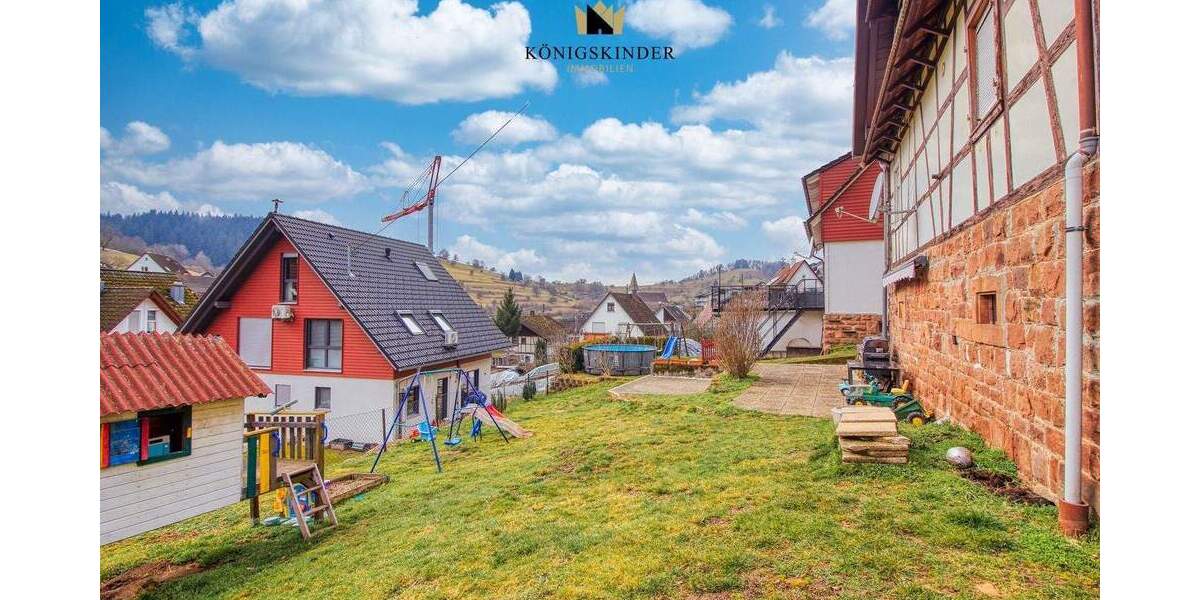 Mehrfamilienhaus, Wohnhaus Gernsbach Reichental - 6 Zimmer, 250 m&sup2;, 395.000&euro; | Angebot:25671737