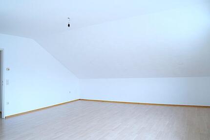 Wohnung Baden-Baden Lichtental - 2 Zimmer, 63 m&sup2;, 710&euro; | Angebot:25721451