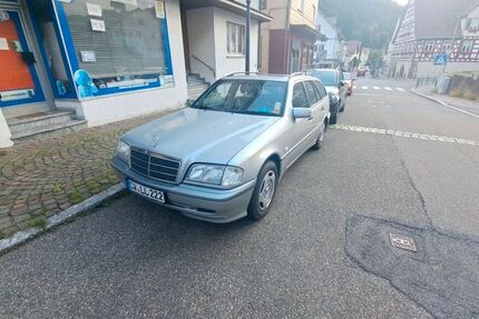 Mercedes-Benz C 200 107.000 km 1.200 &euro; Bad Wildbad 75323