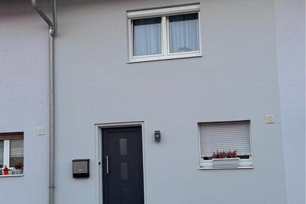 Haus Achern - 5 Zimmer, 100 m&sup2;, 1.500&euro; | Angebot:25420860