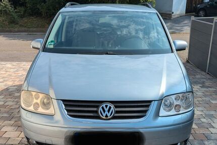 VW Touran 169.999 km 2.200 &euro; Keltern 75210