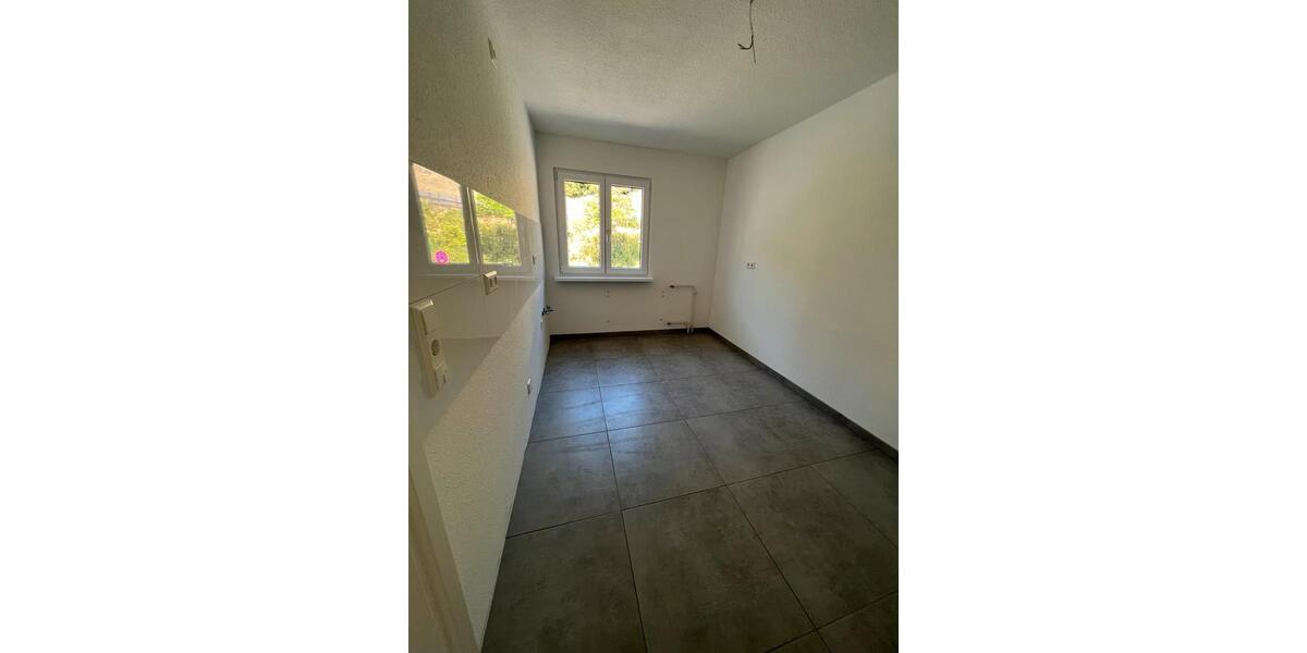 Etagenwohnung Höfen an der Enz - 2 Zimmer, 60 m&sup2;, 890&euro; | Angebot:25936837
