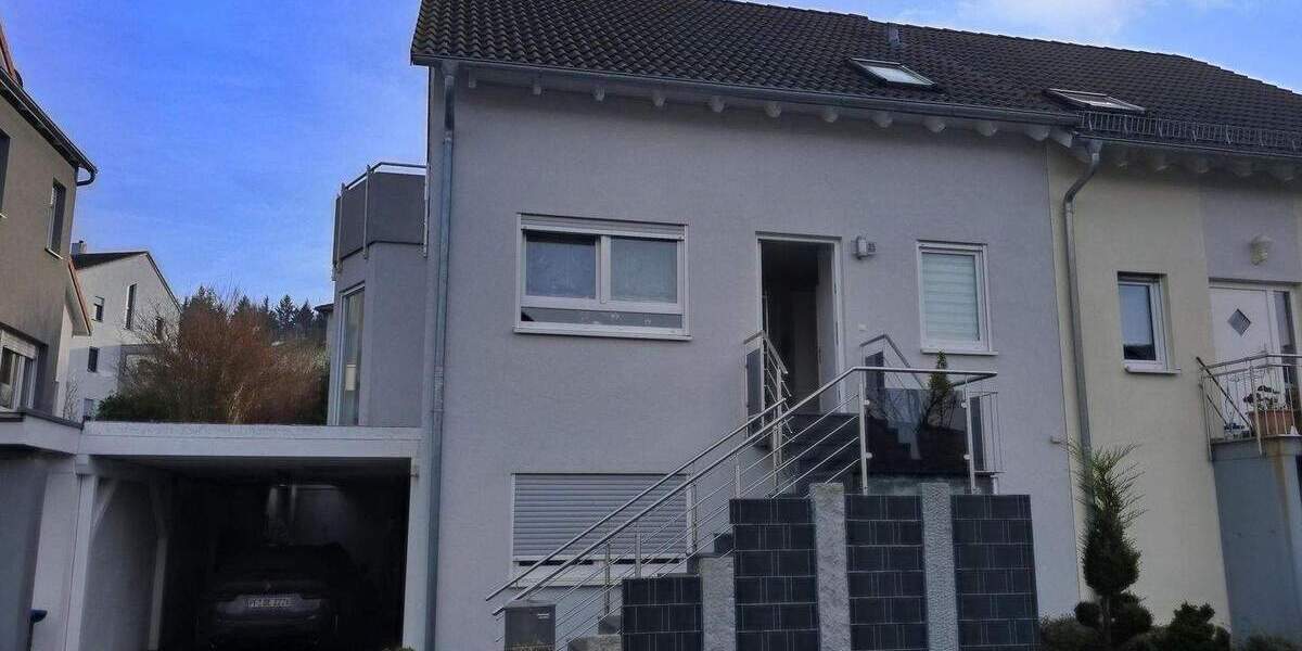 Doppelhaushälfte Neuenbürg Arnbach - 4 Zimmer, 126 m&sup2;, 644.000&euro; | Angebot:25834840