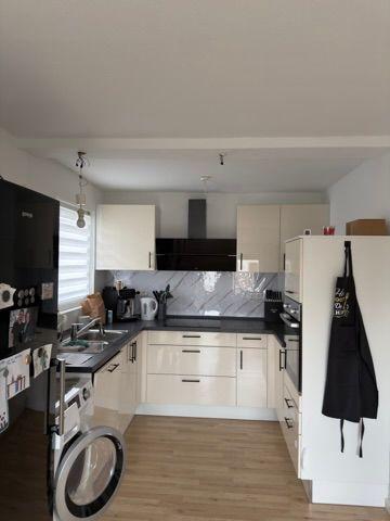 Etagenwohnung Durmersheim - 3 Zimmer, 89 m&sup2;, 1.000&euro; | Angebot:25919071