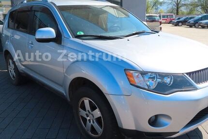 Mitsubishi Outlander 167.100 km 3.950 &euro; Bühl-Vimbuch 77815