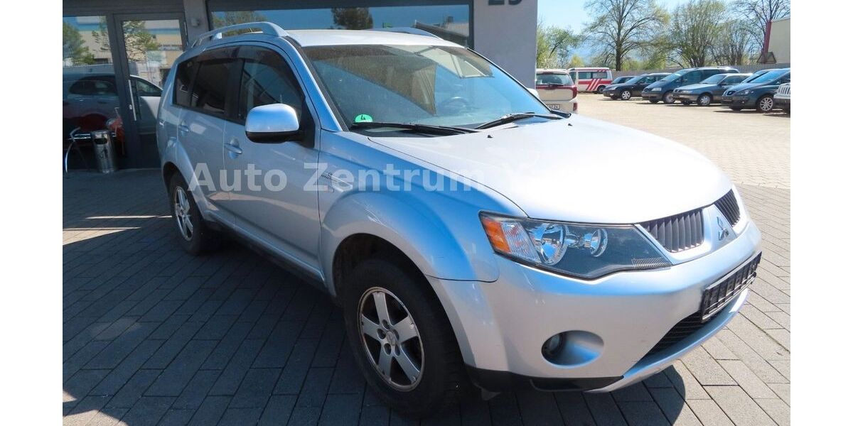 Mitsubishi Outlander 167.100 km 3.950 &euro; Bühl-Vimbuch 77815