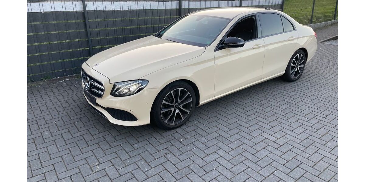 Mercedes-Benz E 200 370.542 km 8.100 &euro; Achern 77855