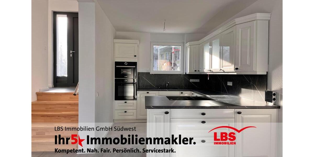 Doppelhaushälfte Gaggenau - 6.5 Zimmer, 147 m&sup2;, 1.750&euro; | Angebot:24558131