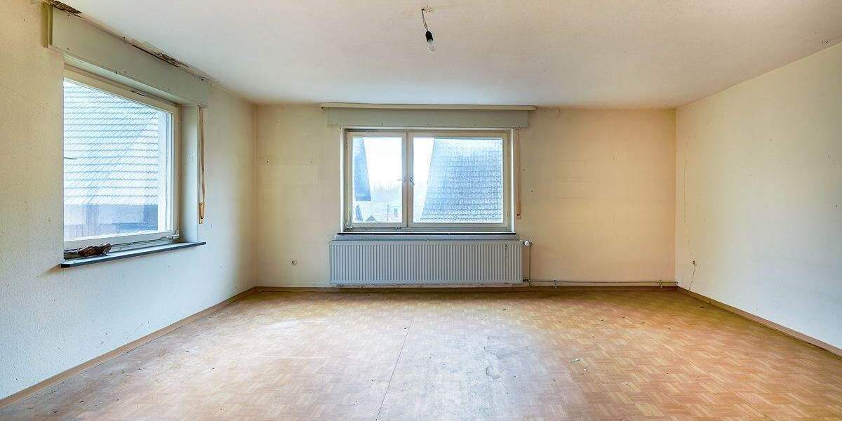 Mehrfamilienhaus, Wohnhaus Marxzell / Burbach Burbach - 7 Zimmer, 209 m&sup2;, 299.500&euro; | Angebot:25814994