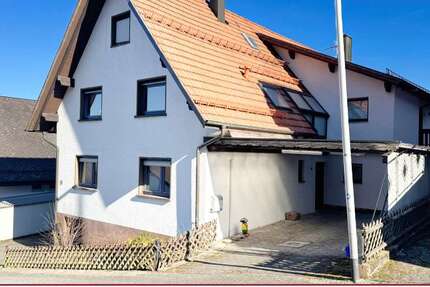 Haus Bühlertal - 7 Zimmer, 270 m&sup2;, 490.000&euro; | Angebot:24684227