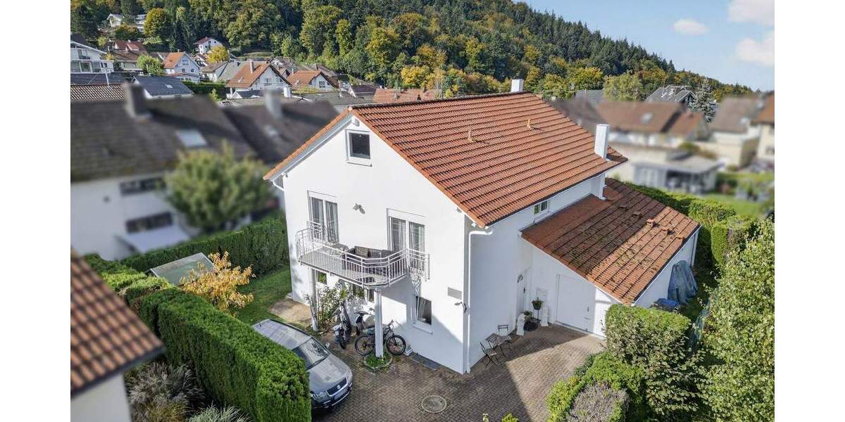 Einfamilienhaus Baden-Baden Ebersteinburg - 7 Zimmer, 228 m&sup2;, 1.195.000&euro; | Angebot:25680967