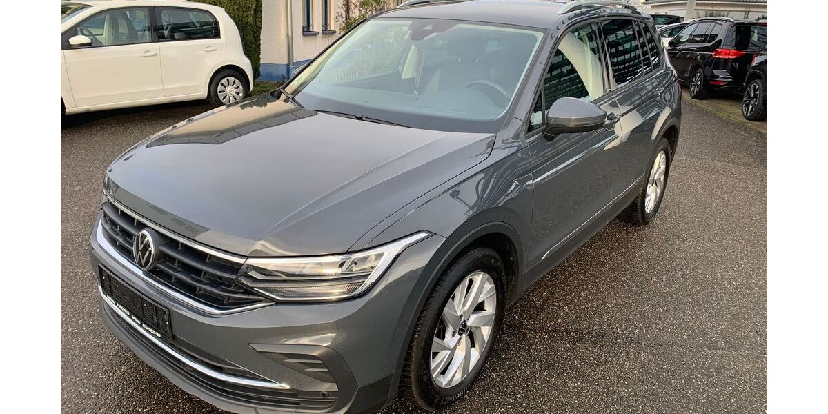 VW Tiguan 44.604 km 24.700 &euro; Sasbach 77880