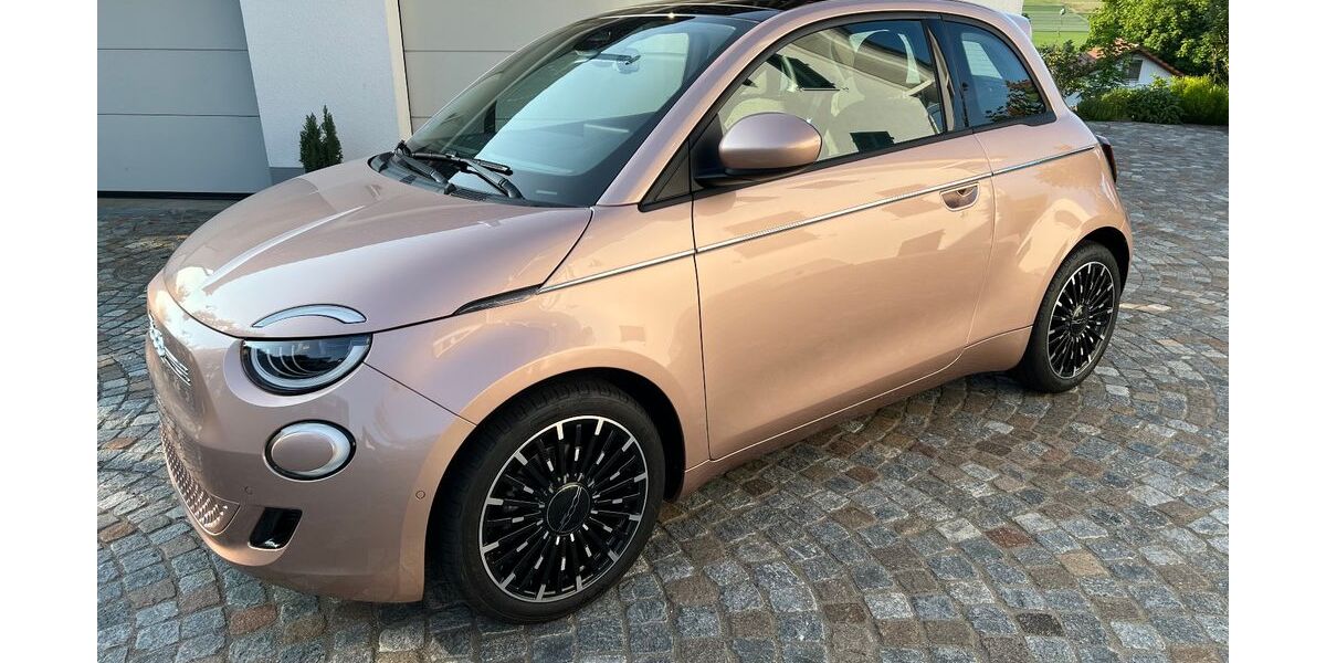 Fiat 500e 2.130 km 22.400 &euro; Baden-Württemberg 79761