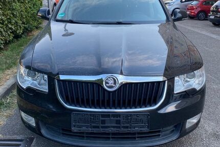 Skoda Superb 159.000 km 3.990 &euro; Rastatt 76437