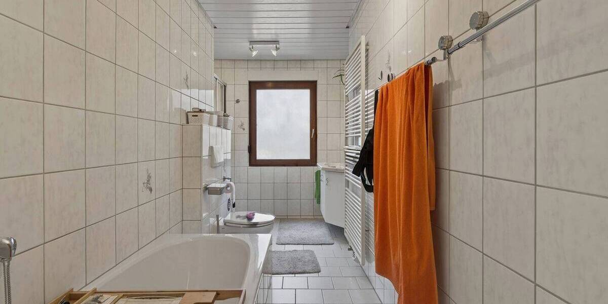 Mehrfamilienhaus, Wohnhaus Malsch Waldprechtsweier - 9 Zimmer, 165 m&sup2;, 469.000&euro; | Angebot:26026547