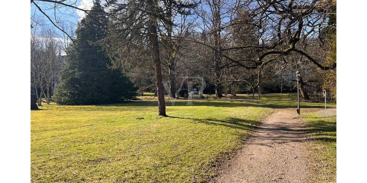 Etagenwohnung Baden-Baden Innenstadt - 2 Zimmer, 96 m&sup2;, 449.000&euro; | Angebot:25971257