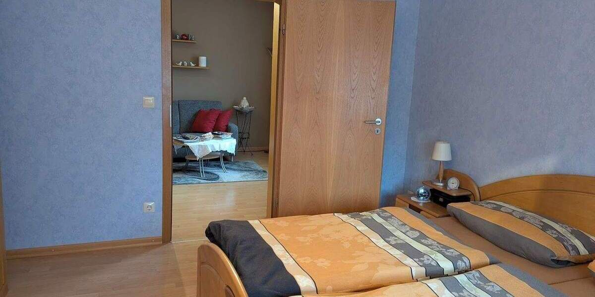 Einfamilienhaus Hagenbach - 6 Zimmer, 169 m&sup2;, 530.000&euro; | Angebot:25729885