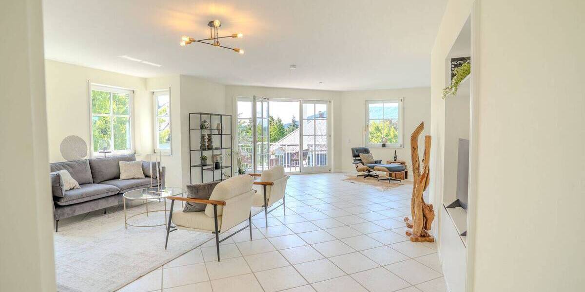 Etagenwohnung Baden-Baden Innenstadt - 3 Zimmer, 150 m&sup2;, 850.000&euro; | Angebot:25729897