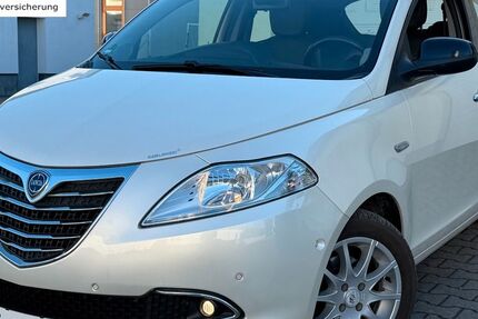 Lancia Ypsilon 95.000 km 4.990 &euro; Muggensturm 76461