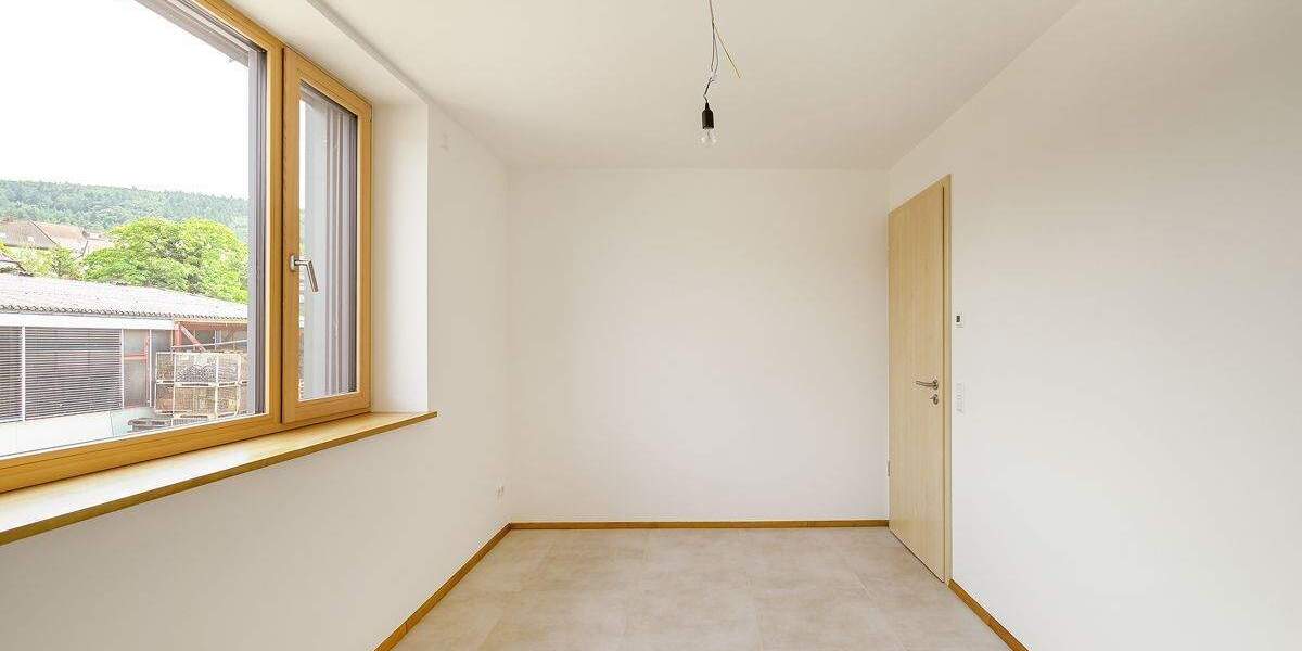 Mehrfamilienhaus, Wohnhaus Malsch Waldprechtsweier - 8 Zimmer, 222 m&sup2;, 795.000&euro; | Angebot:25862351