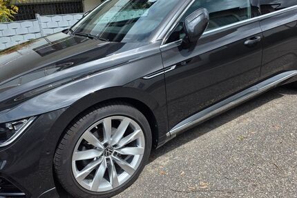 VW Arteon 32.900 km 32.450 &euro; WALDBRONN 76337