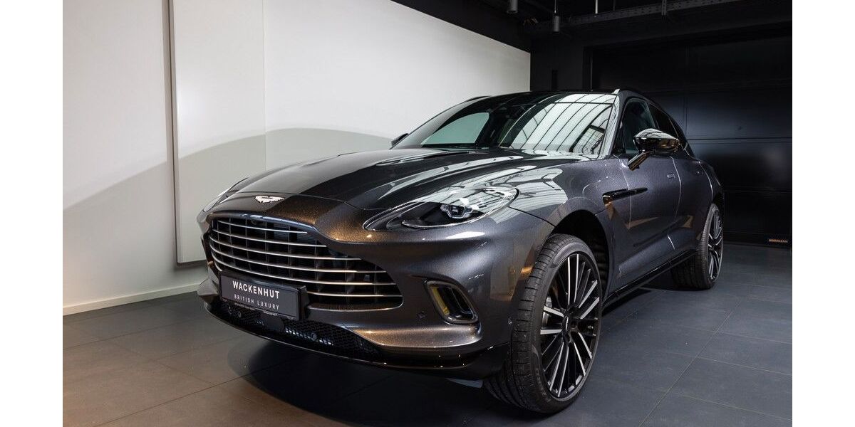 Aston Martin DBX 18.000 km 145.900 &euro; Baden-Baden 76530