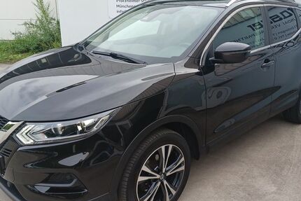 Nissan Qashqai 56.400 km 15.990 &euro; Ettlingen 76275