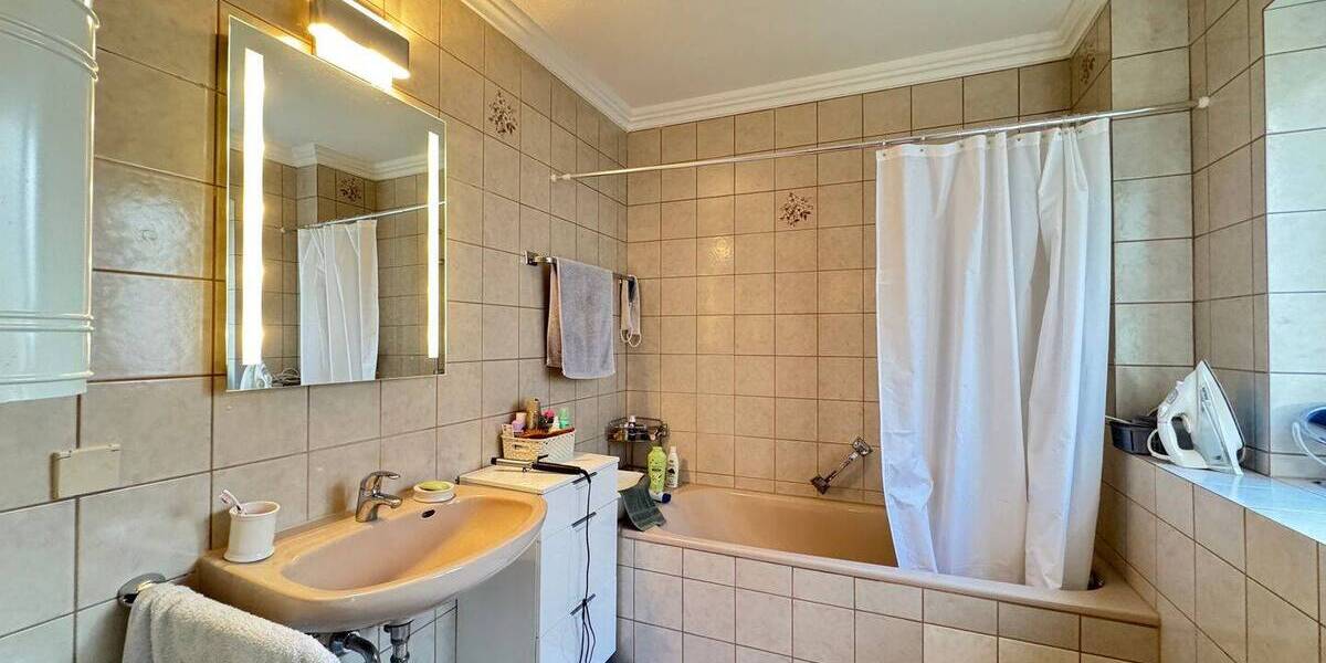 Etagenwohnung Baden-Baden Innenstadt - 3 Zimmer, 104 m&sup2;, 490.000&euro; | Angebot:25729894
