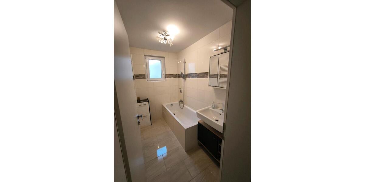 Etagenwohnung Malsch - 2 Zimmer, 60 m&sup2;, 850&euro; | Angebot:25287134