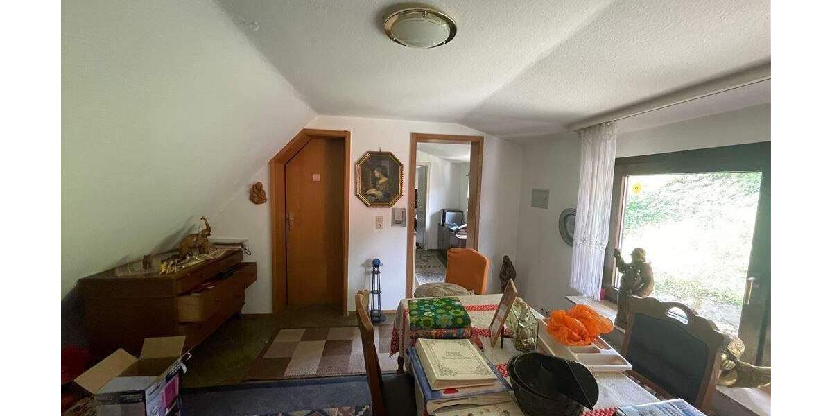 Einfamilienhaus Bühlertal - 8 Zimmer, 122 m&sup2;, 199.000&euro; | Angebot:25662439