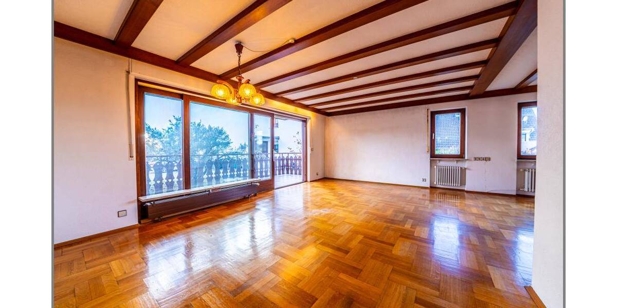 Mehrfamilienhaus, Wohnhaus Sinzheim Ortsgebiet - 5 Zimmer, 146 m&sup2;, 489.000&euro; | Angebot:25741682