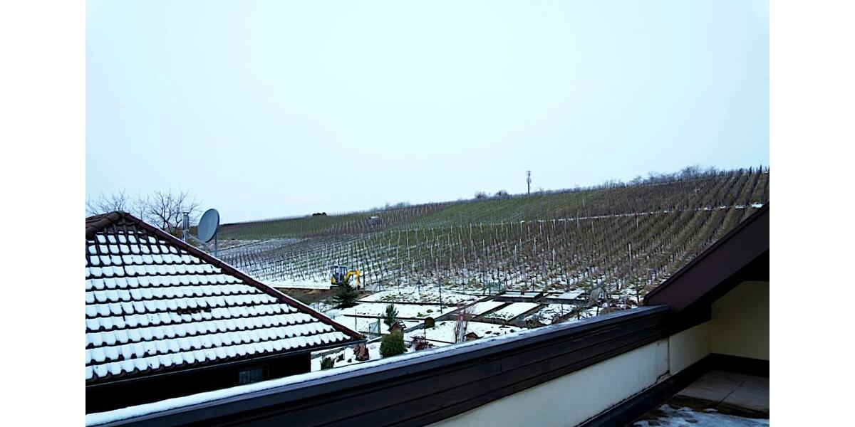 Dachgeschoßwohnung Baden-Baden Lichtental - 2 Zimmer, 63 m&sup2;, 710&euro; | Angebot:25721451