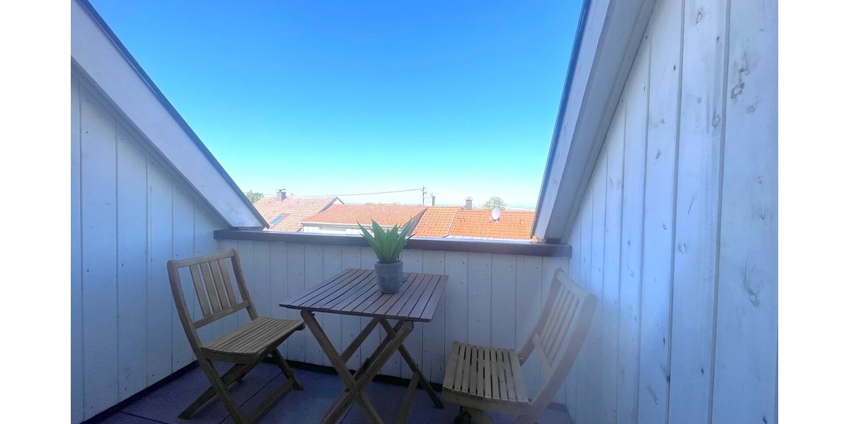 Hoch hinaus: Helle Wohnung mit Balkon in Baden-Baden - Etagenwohnung Baden-Baden Baden | Angebot:27296366