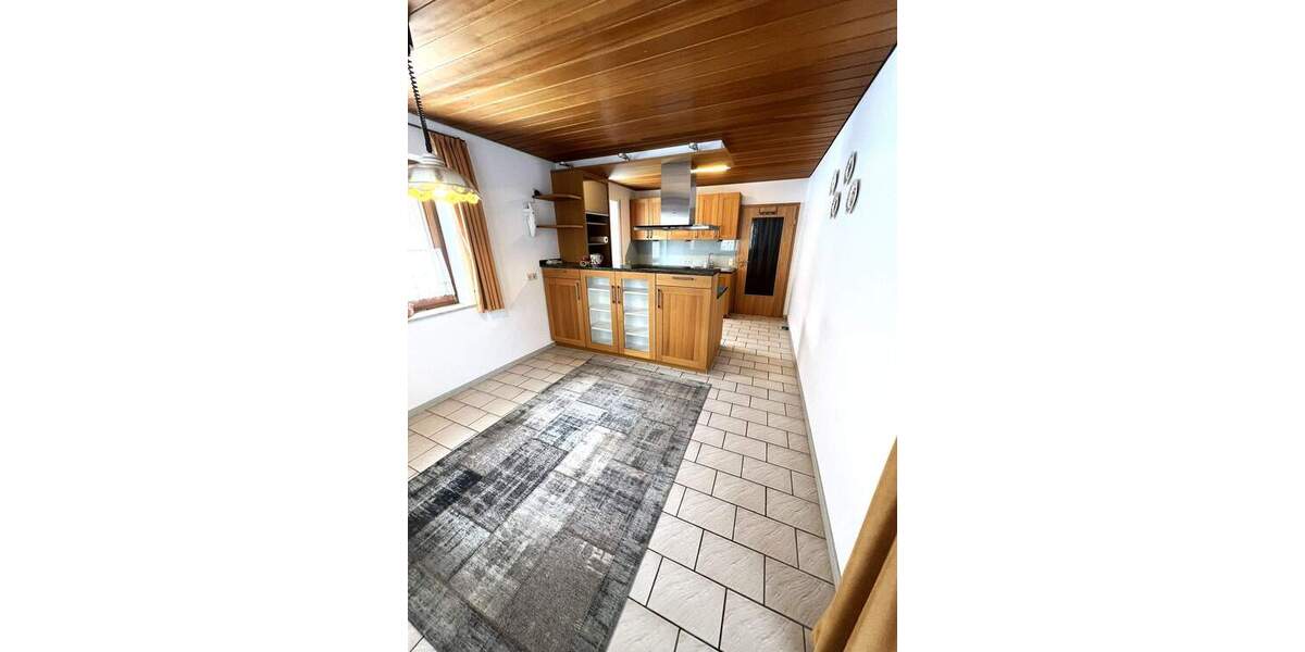 Einfamilienhaus Schömberg - 6 Zimmer, 219 m&sup2;, 595.000&euro; | Angebot:25699892