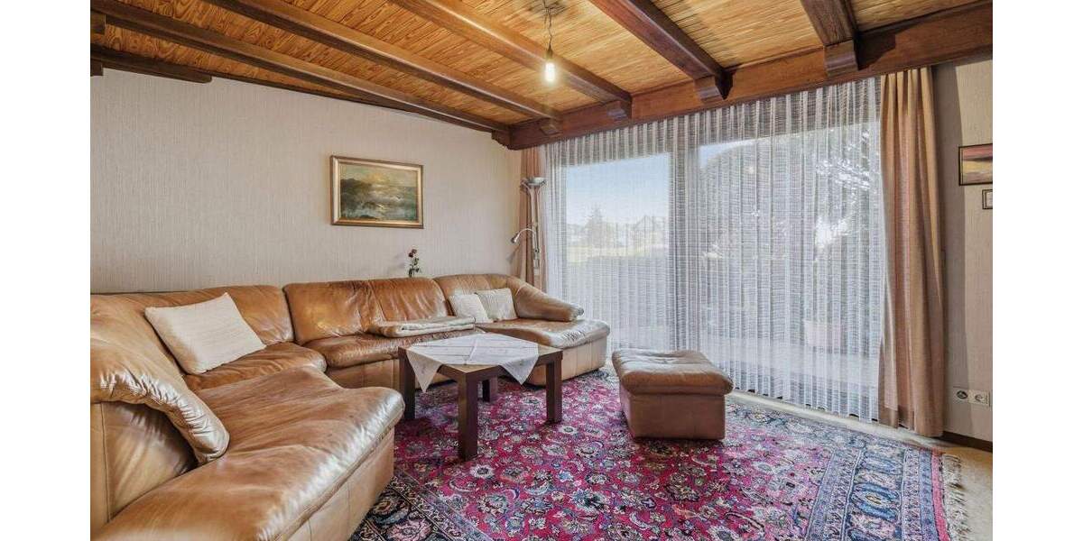 Einfamilienhaus Kuppenheim - 8 Zimmer, 216 m&sup2;, 749.000&euro; | Angebot:25728710