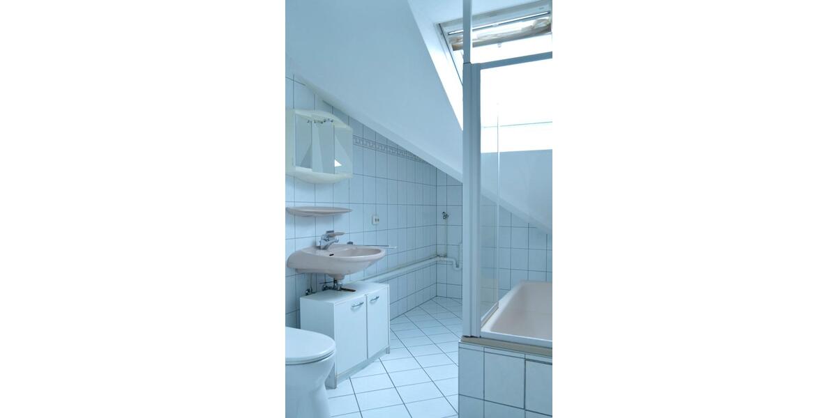 Dachgeschoßwohnung Baden-Baden Lichtental - 2 Zimmer, 63 m&sup2;, 710&euro; | Angebot:25721451