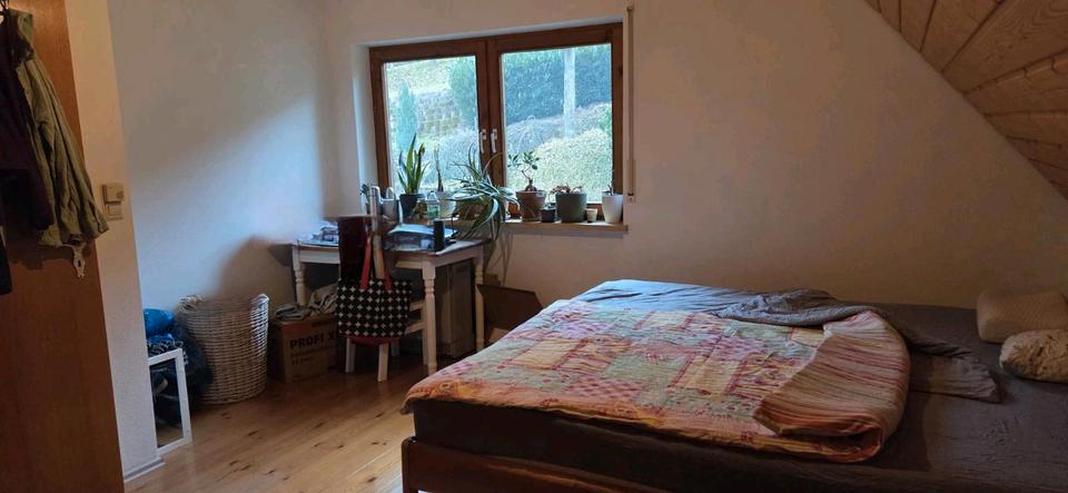 Etagenwohnung Sasbachwalden - 7 Zimmer, 180 m&sup2;, 755&euro; | Angebot:24688232