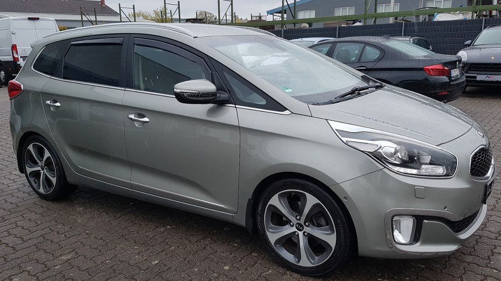 Kia Carens 172.000 km 7.600 &euro; rastatt 76437