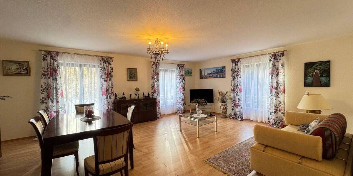 Etagenwohnung Baden-Baden Innenstadt - 3 Zimmer, 104 m&sup2;, 490.000&euro; | Angebot:25729894