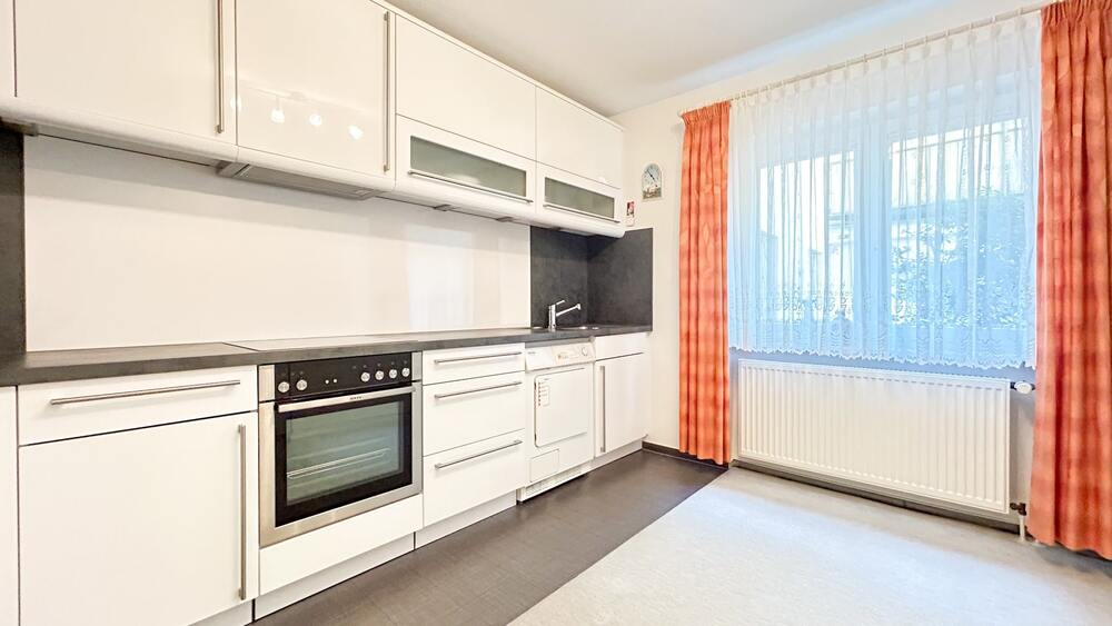 Kapitalanleger aufgepasst! 1-2-Zimmer Single Wohnung mit EBK + 2 Stellplätze - Erdgeschoßwohnung Baden-Baden Baden | Angebot:13157679