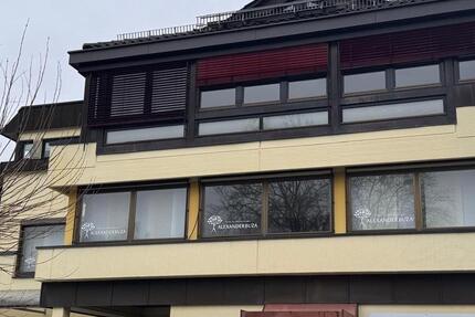 Wohnung Waldbronn - 8 Zimmer, 273 m&sup2;, 1.700&euro; | Angebot:25436785