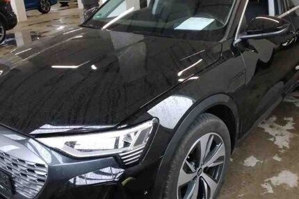 Audi Q8 e-tron 23.066 km 53.900 &euro; Ettlingen 76275