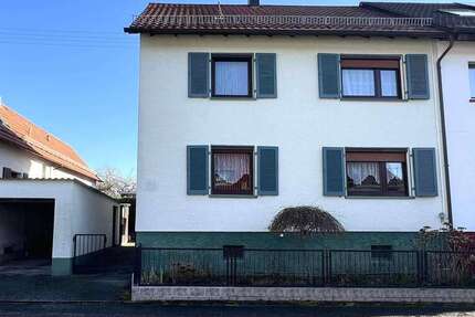 Haus Karlsbad - 6 Zimmer, 139 m&sup2;, 449.000&euro; | Angebot:25653919